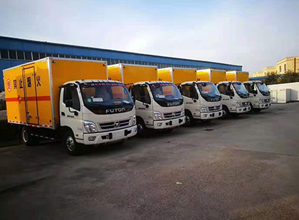 红毛镇爆破器材运输车